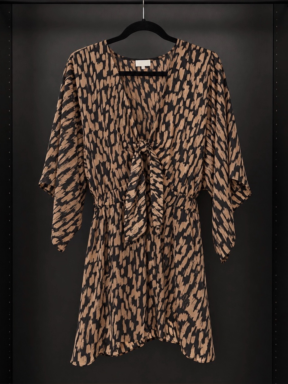 LAWLESS Black and Tan Women's s and Top with tie in front